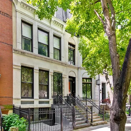 Villa Historic Luxury Townhouse In Downtown Chicago